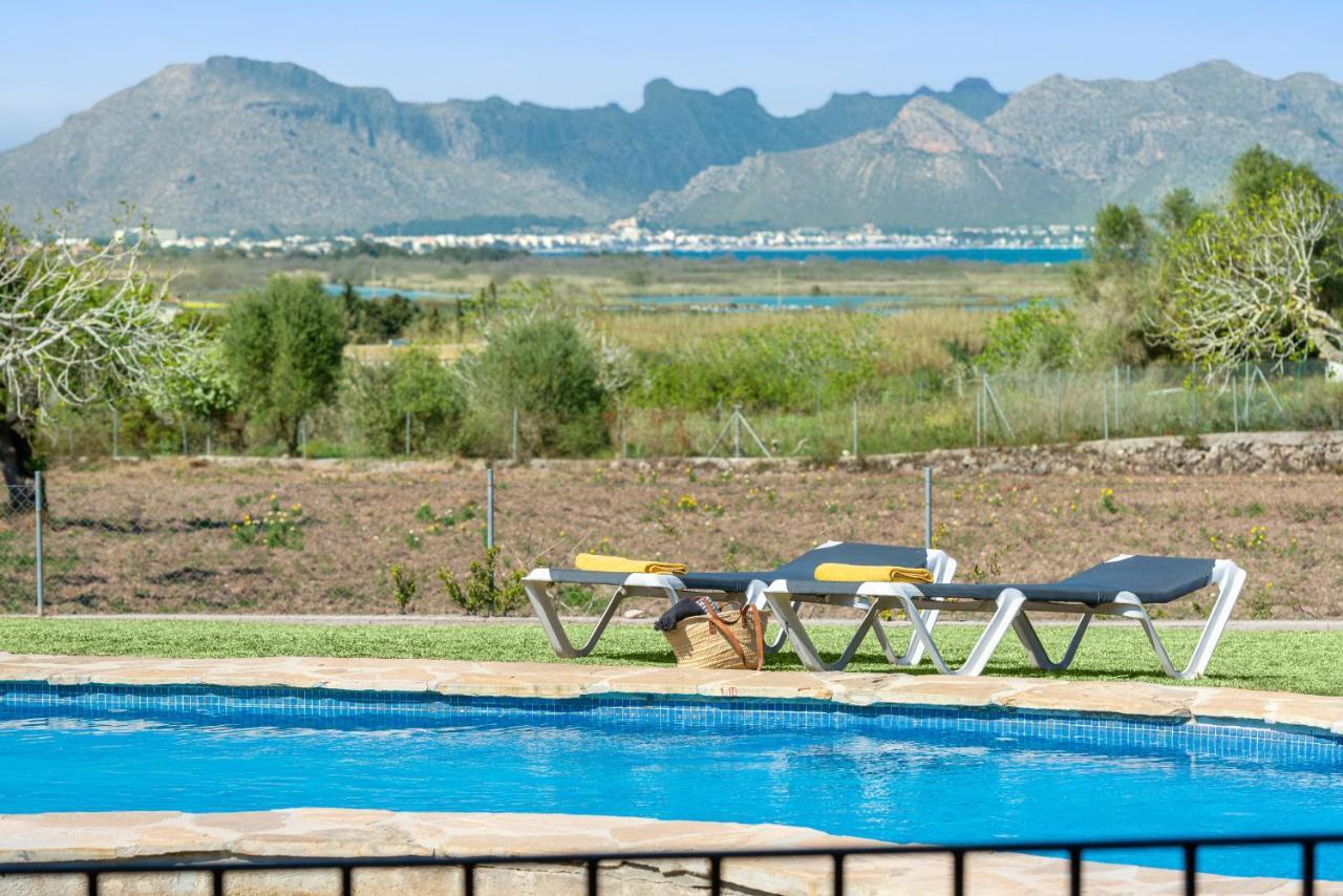 Pou D,ambroitx, Pool And Sea Views In *